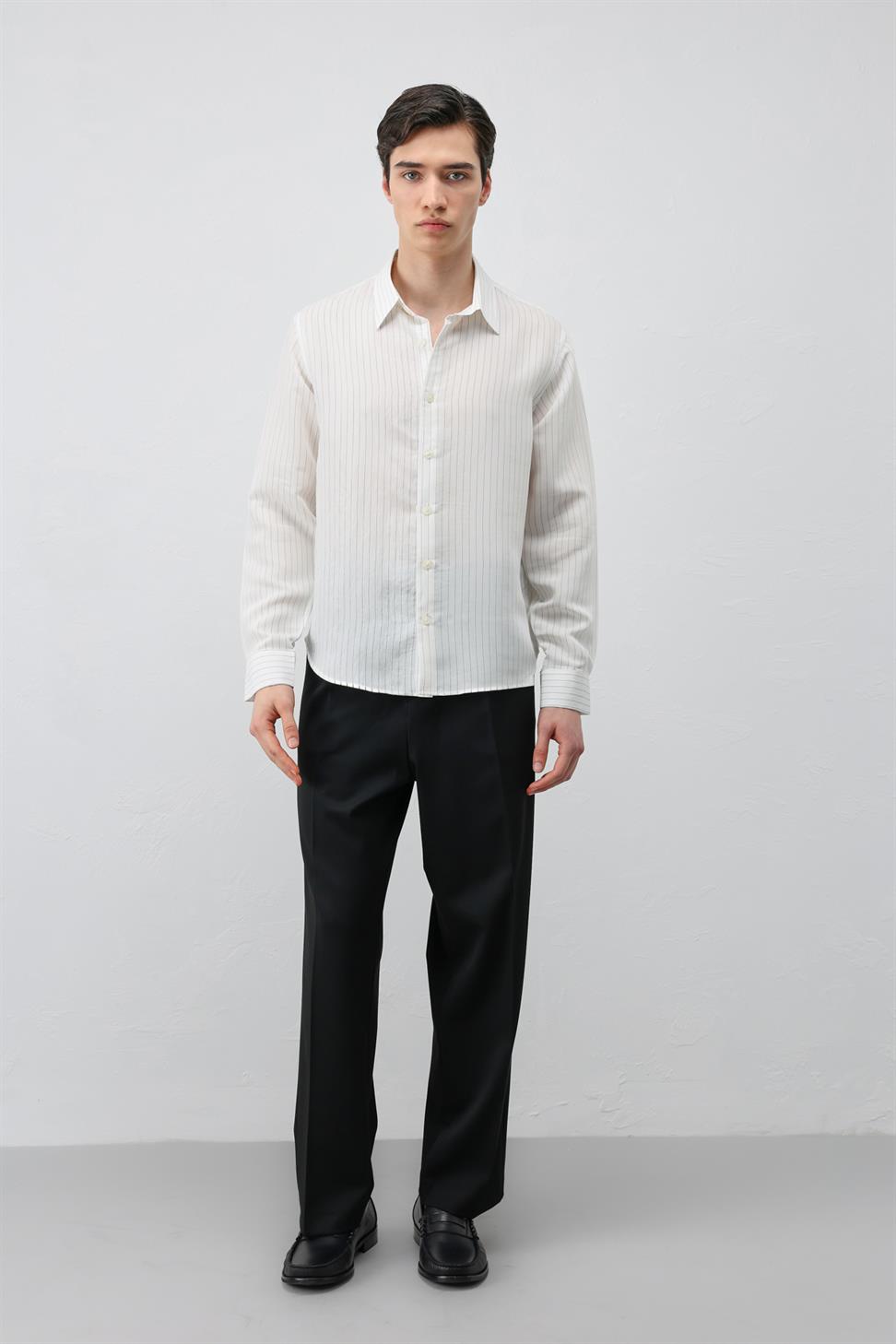 قميص رجالي مخطط