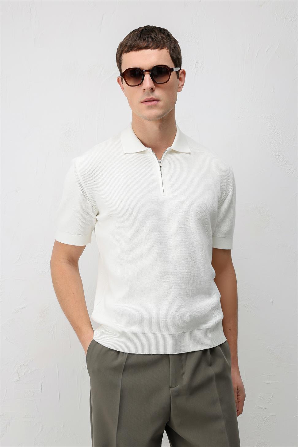 Comfort Slim Zippered Mens Knit T-Shirt