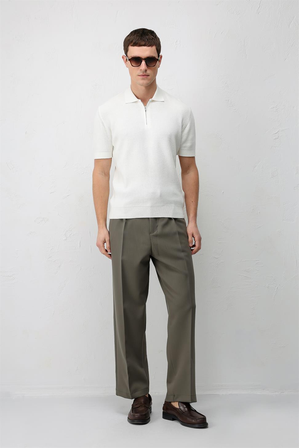 Comfort Slim Zippered Mens Knit T-Shirt