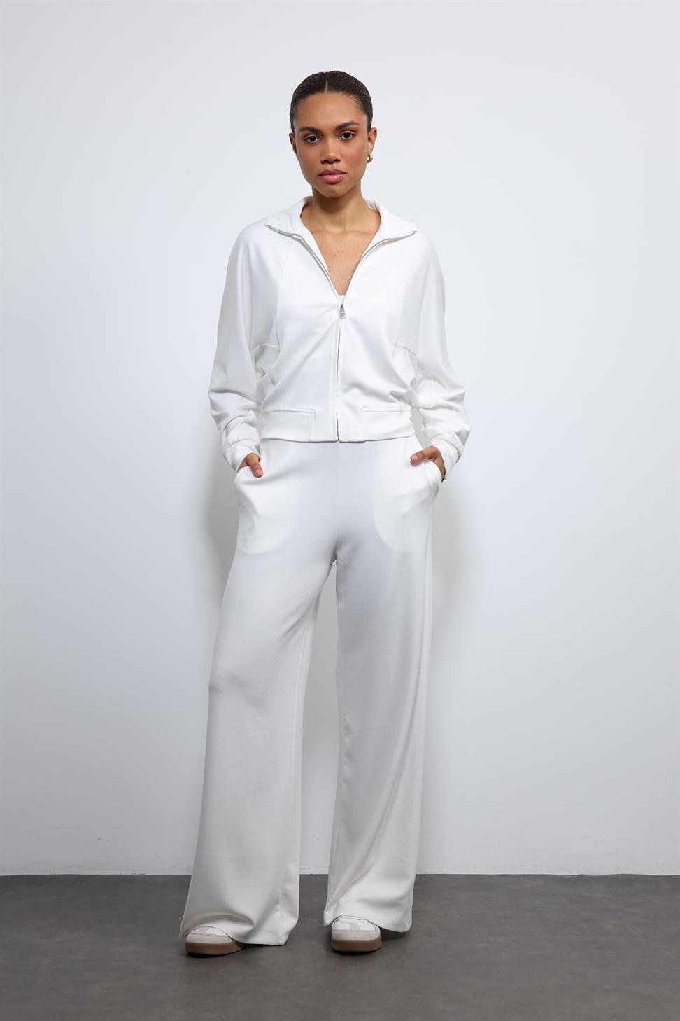 Antioch Ekru Geniş Paça Çizgili Eşofman Takım