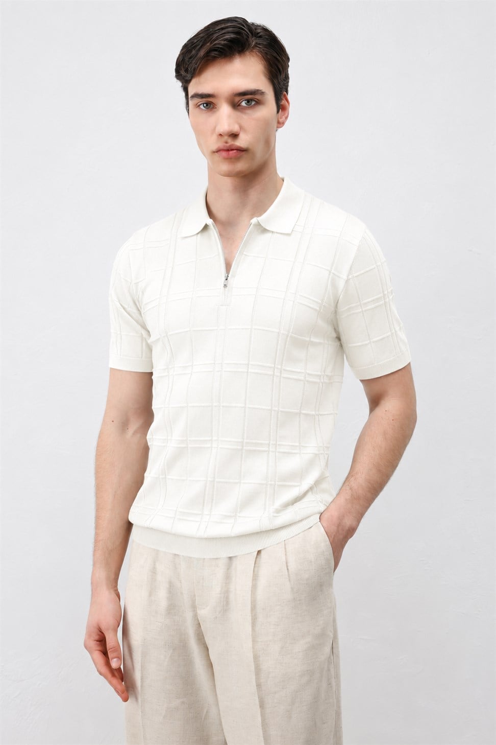 Mens Checkered Knit T-Shirt