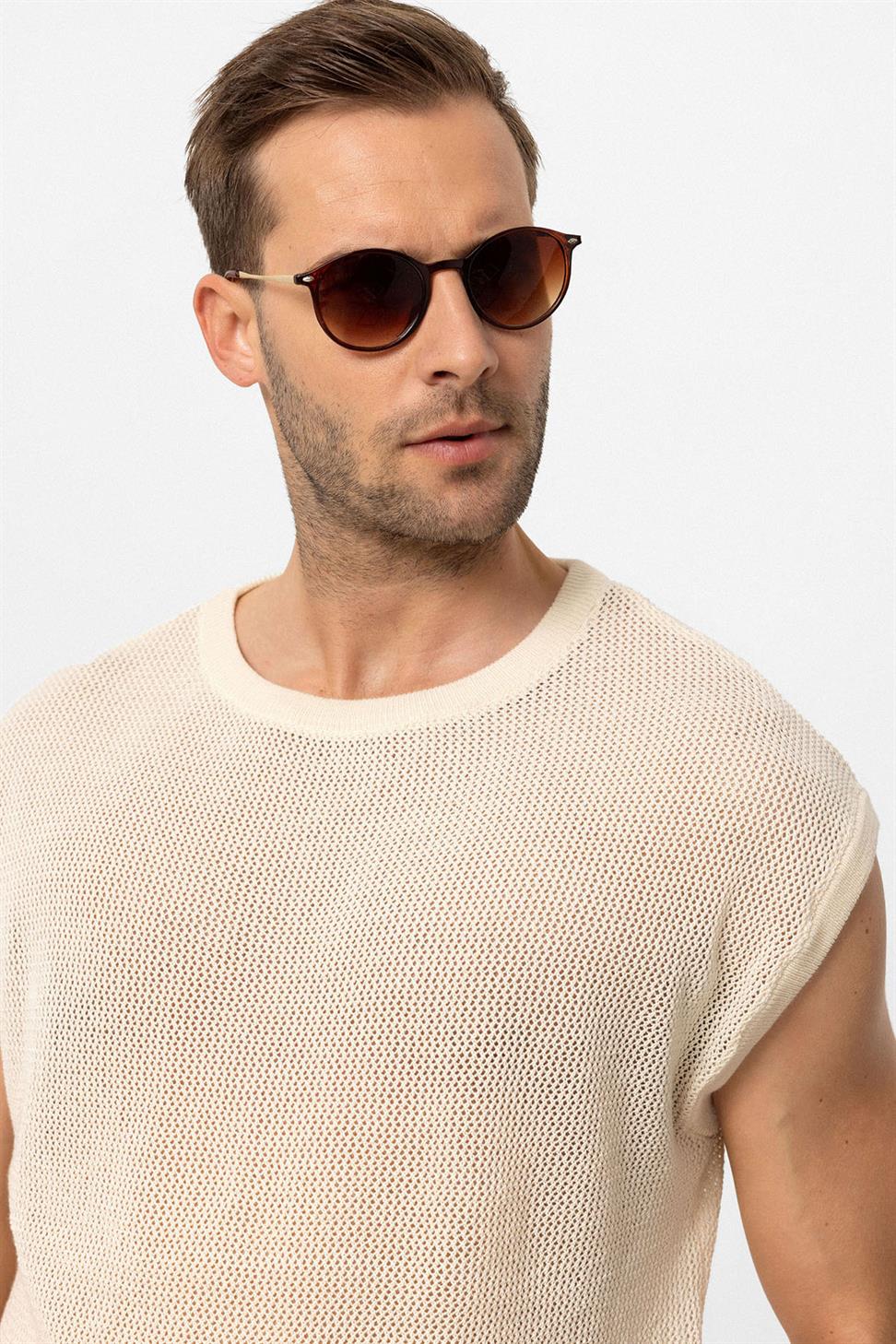 تي شيرت رجالي مخرم بدون أكمام للرجال