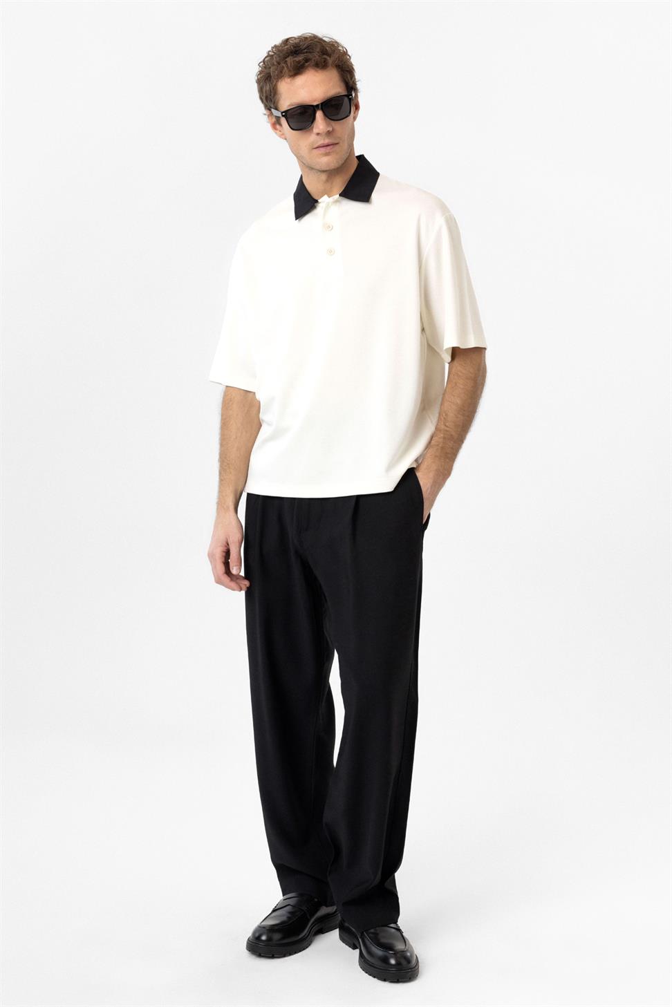 Antioch Ekru Kontrast Yaka İnterlok Dokulu Erkek T-Shirt