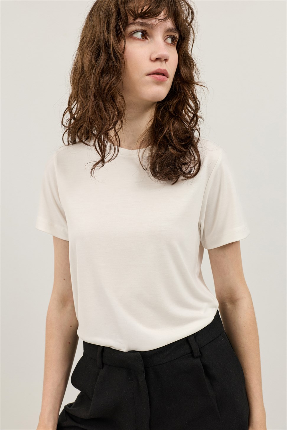 Antioch Ekru Modal Karışımlı T-Shirt