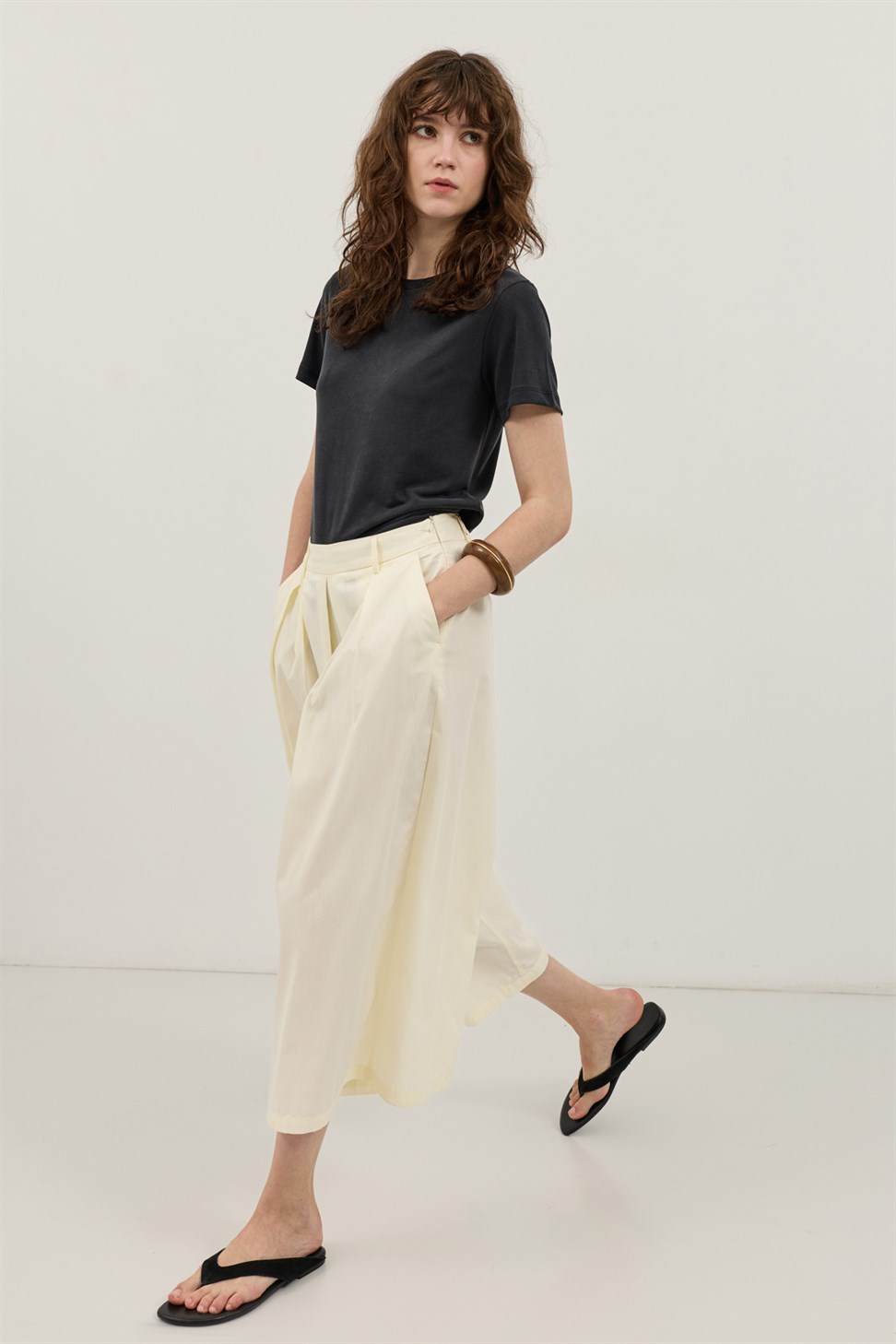 Antioch Ekru Pileli Culotte Pantolon