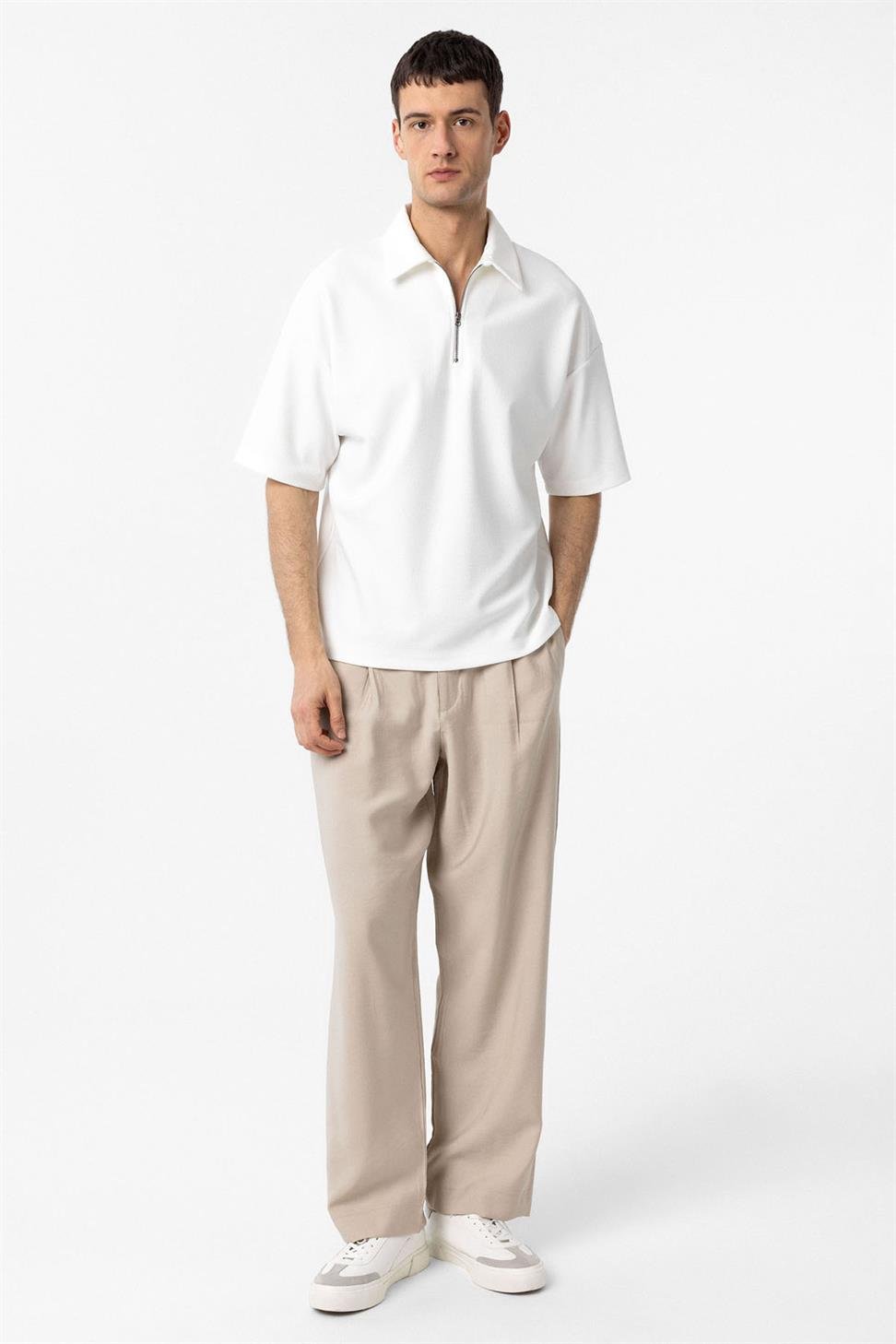 Antioch Ekru Relax Fit Fermuarlı Polo Yaka Erkek T-Shirt