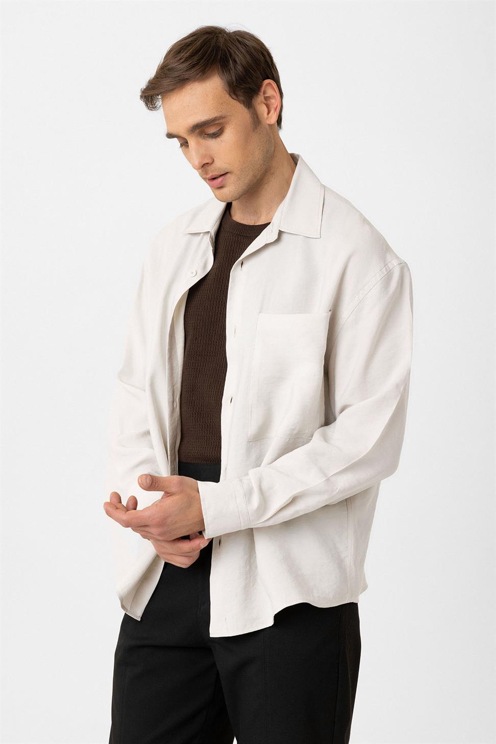 قميص رجالي من نسيج مودال بقصّة مريحة