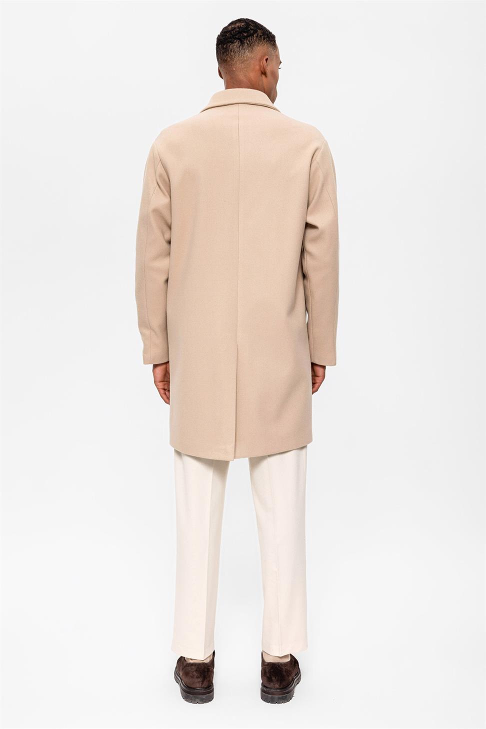 معطف رجالي كبير الحجم