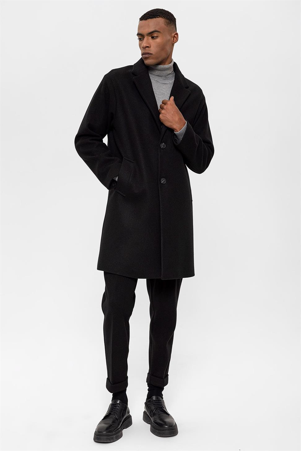 معطف رجالي كبير الحجم