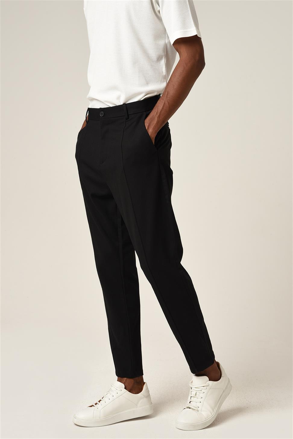 بنطال مخطط بقصة عادية للرجال