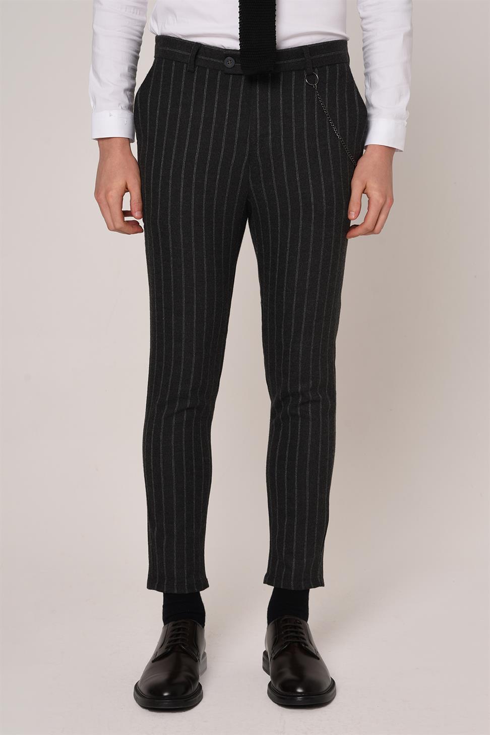 بنطلون مخطط بقصة ضيقة للرجال