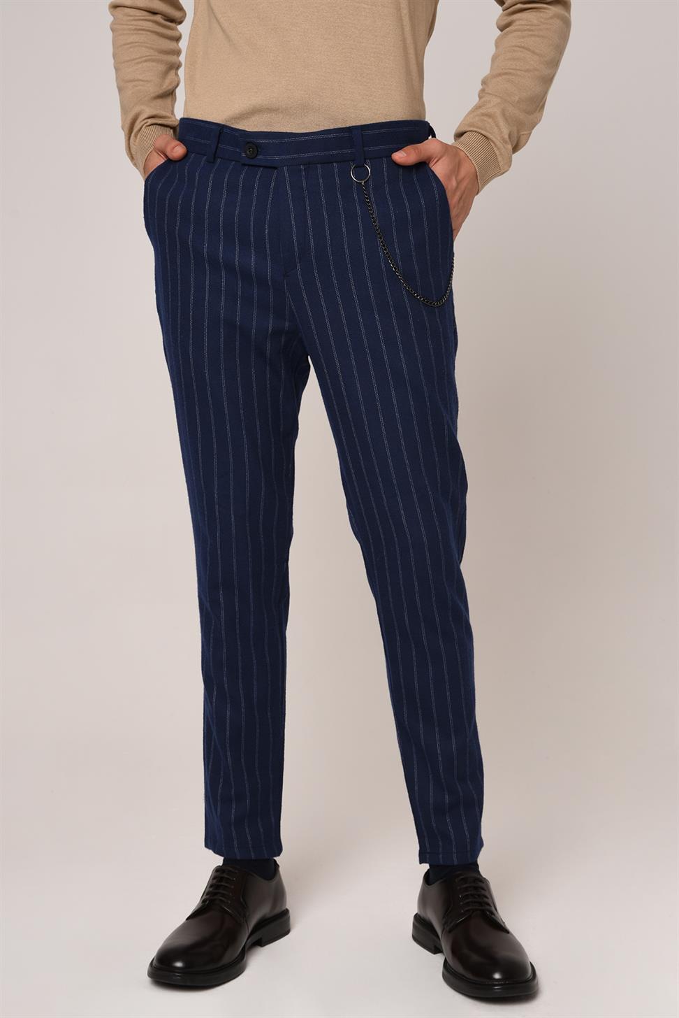 بنطلون مخطط بقصة ضيقة للرجال