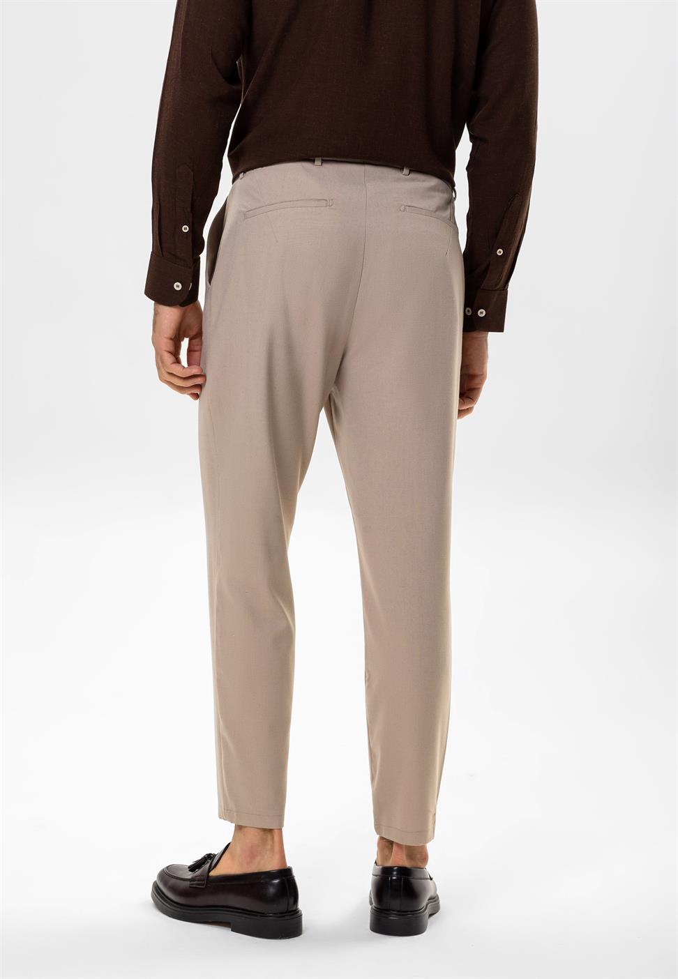 بنطلون رجالي بحزام عالي الخصر