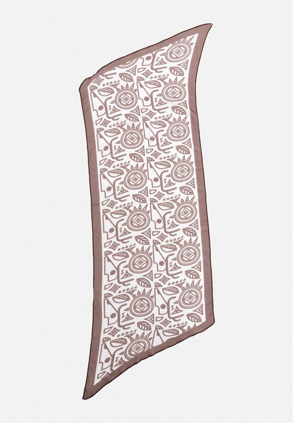 وشاح منقوش العرقية