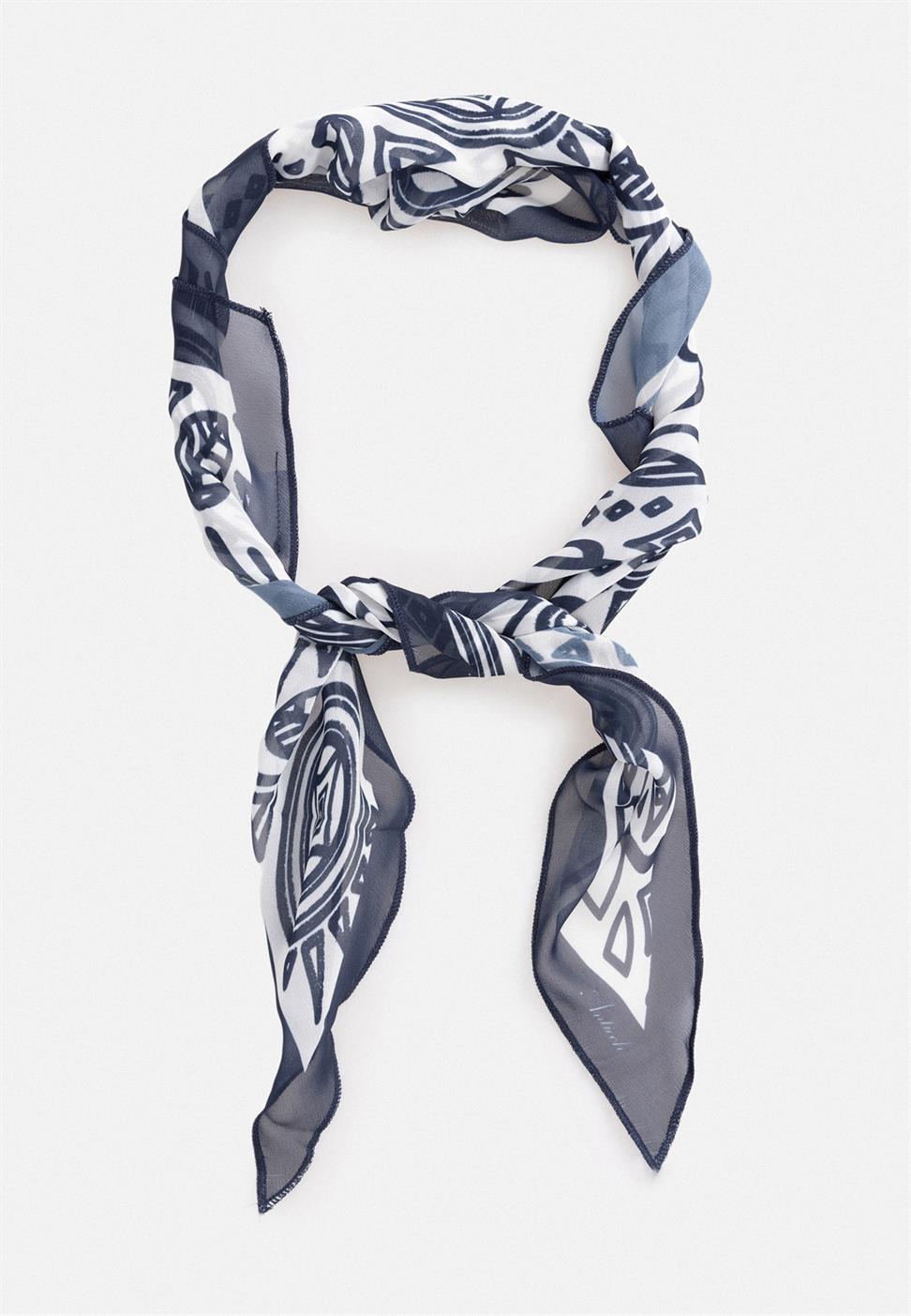 وشاح منقوش العرقية