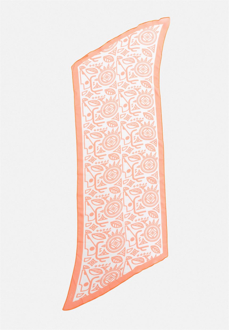 وشاح منقوش العرقية