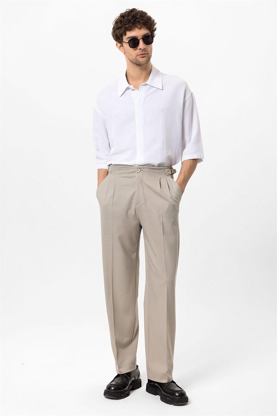 قميص رجالي كبير الحجم بأزرار مخفية بأكمام فكير