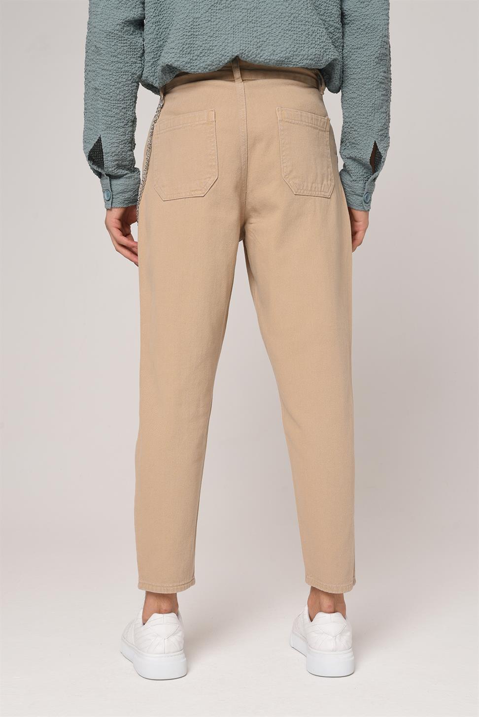 بنطلون بوي فريند من قماش الجبردين