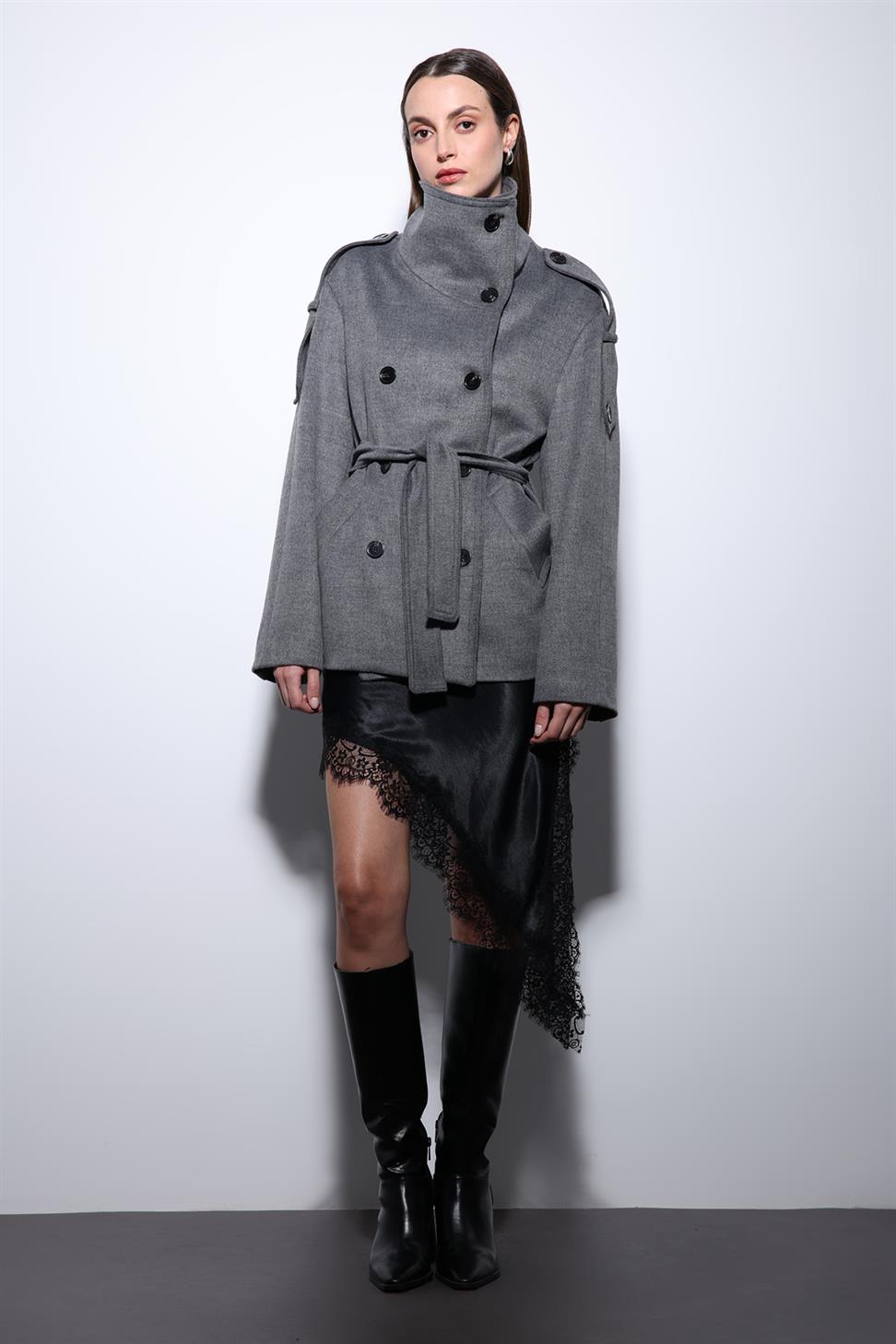 Antioch Gri Dik Yaka Kruvaze Kadın Kaban