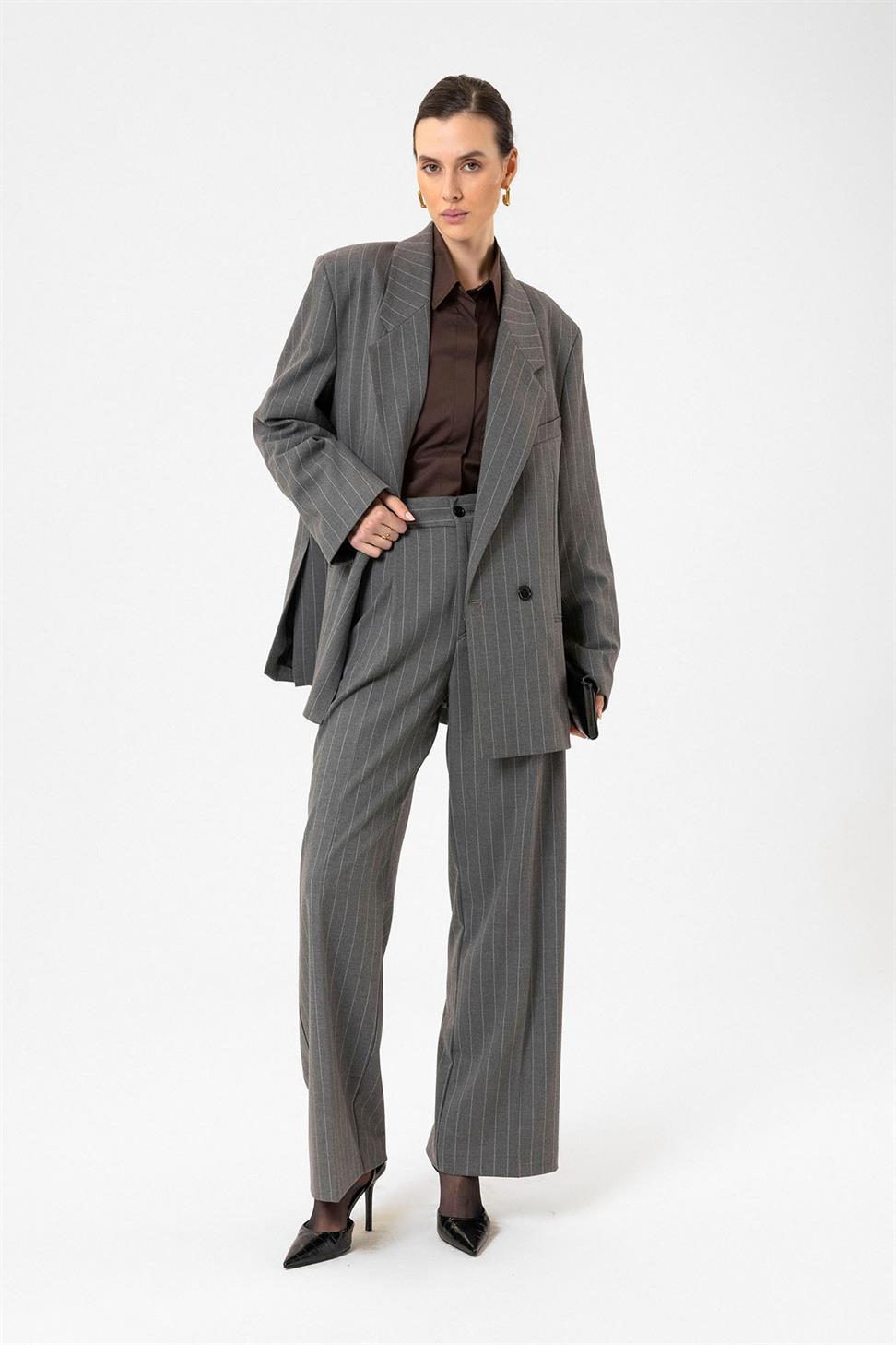 Antioch Gri Kadın Çizgili Oversize Blazer Ceket