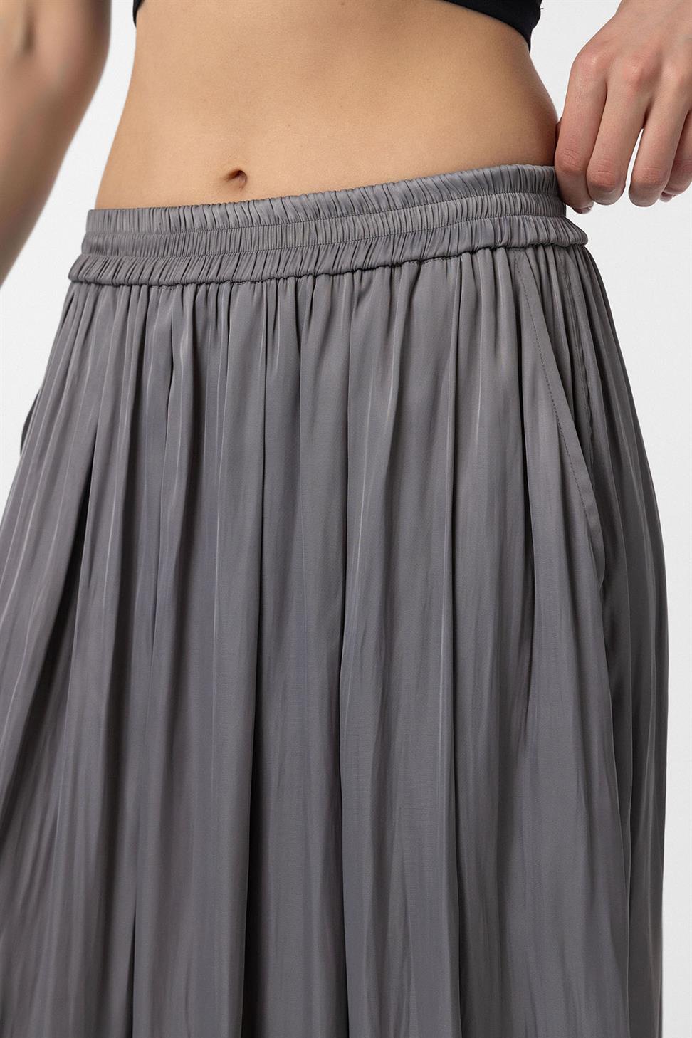 Antioch Gri Uzun Dökümlü Pilili Kadın Etek