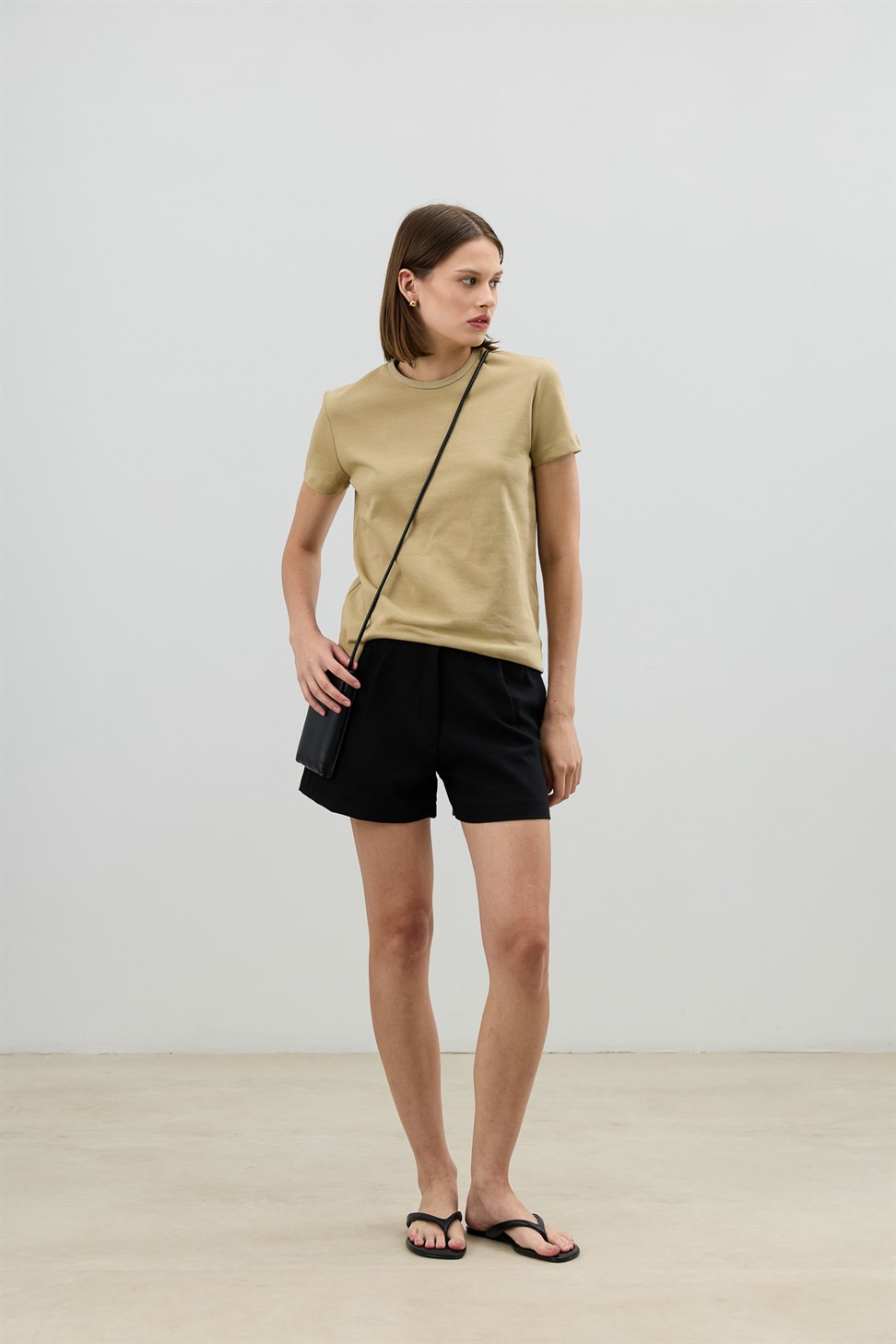 Antioch Haki Basic Kadın T-Shirt