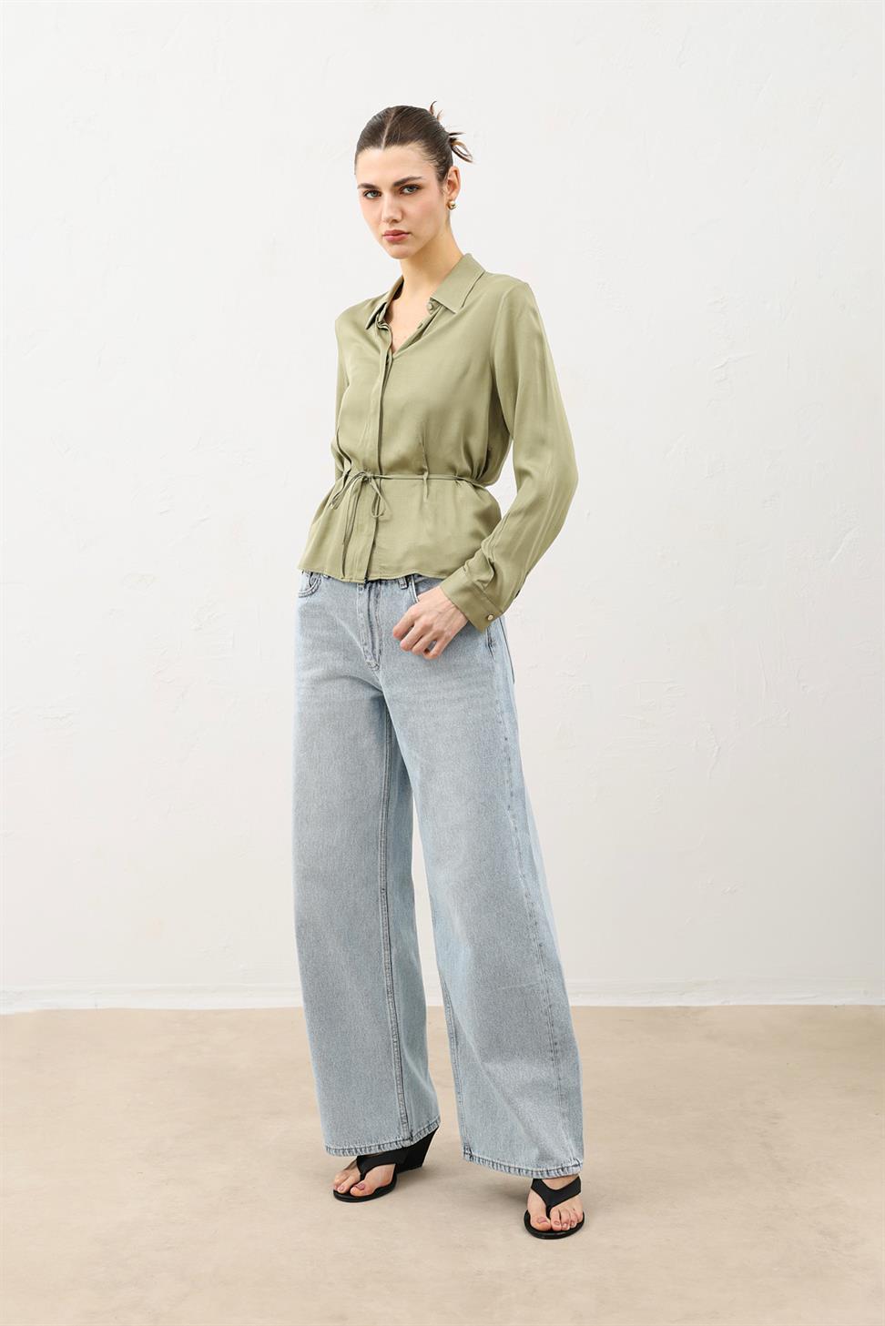 Womens Shirt with a Tie-Front