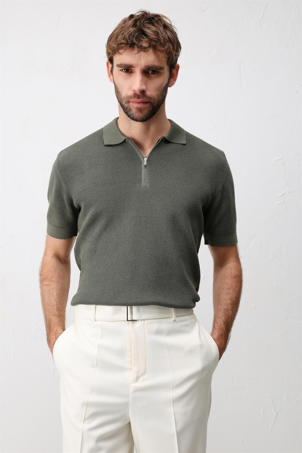 Comfort Slim Zippered Mens Knit T-Shirt