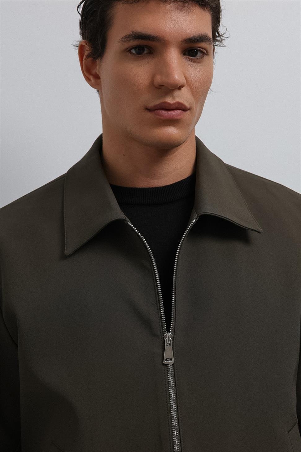 Antioch Haki Fermuarlı Mevsimlik Erkek Mont