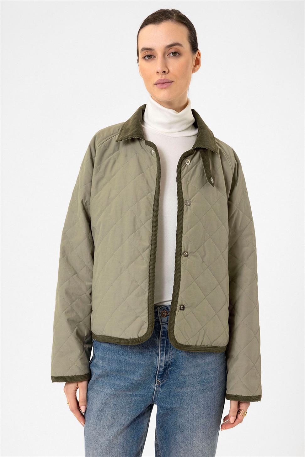 Antioch Haki Kadın Polo Yaka Kapitone Mont