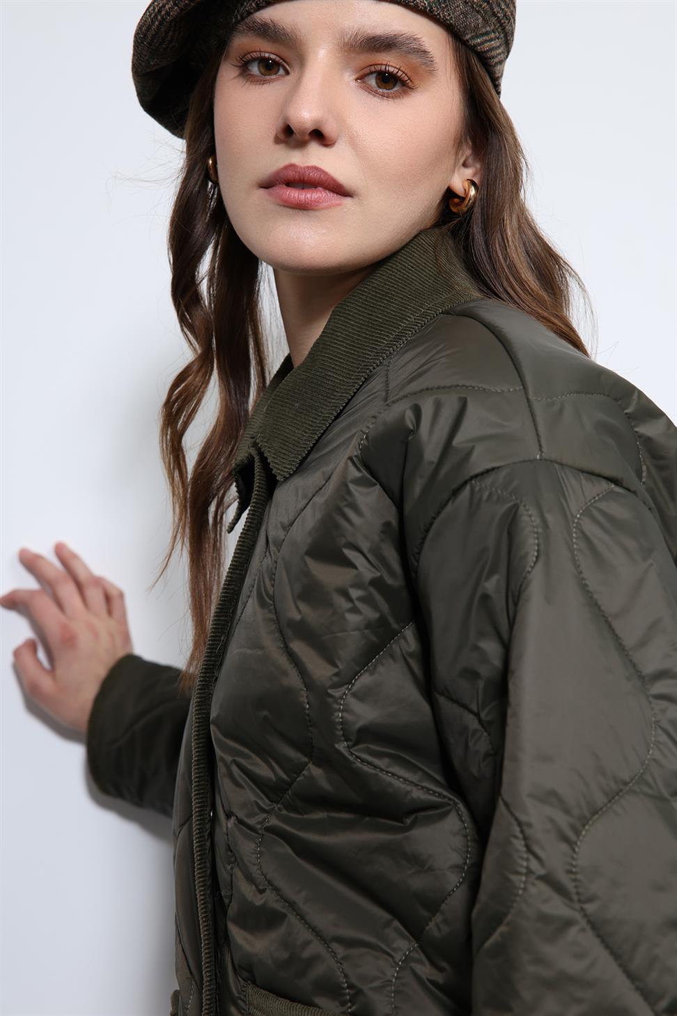 Antioch Haki Kontrast Yaka Desenli Mont