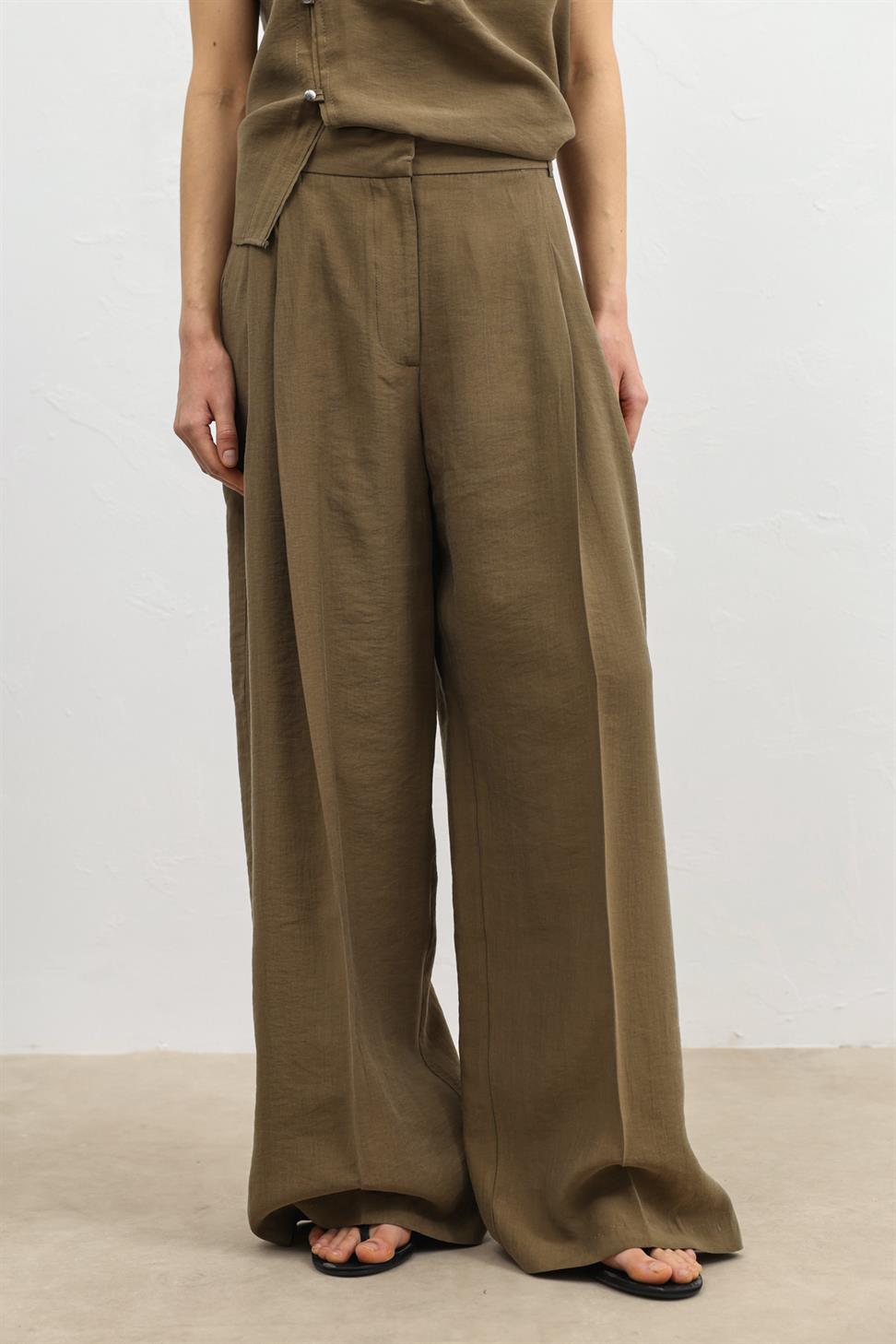 بنطال نسائي واسع الساق من مزيج الليوسيل