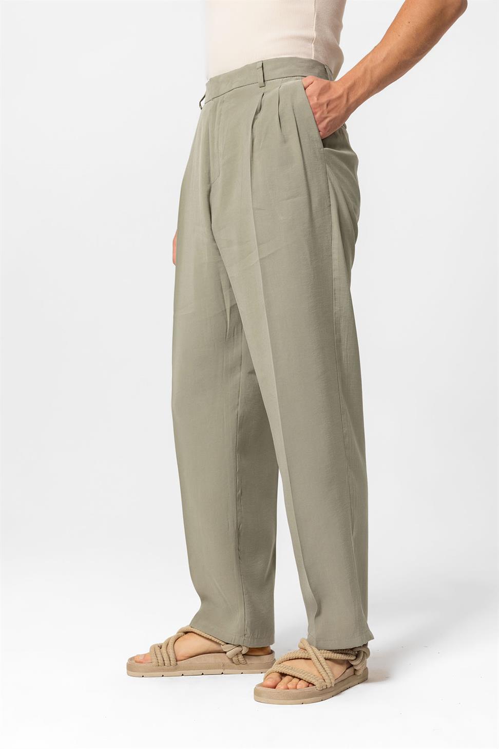 بنطلون رجالي فضفاض ذو ثنيات عالية الخصر للرجال