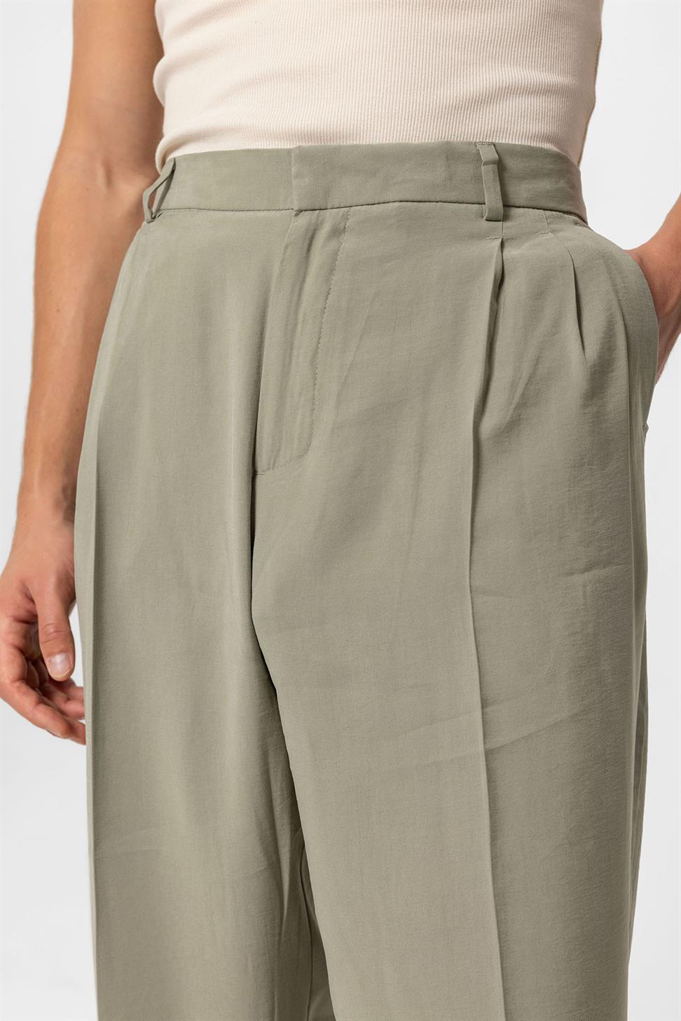 بنطلون رجالي فضفاض ذو ثنيات عالية الخصر للرجال