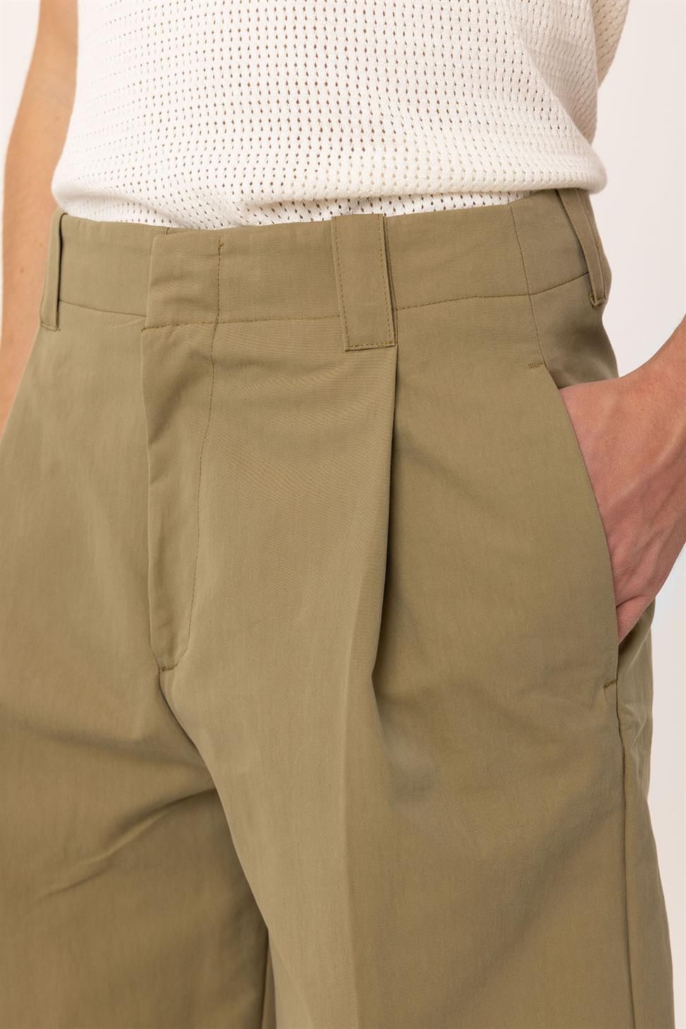 Antioch Haki Yüksek Bel Pileli Relaxed Bermuda Erkek Şort