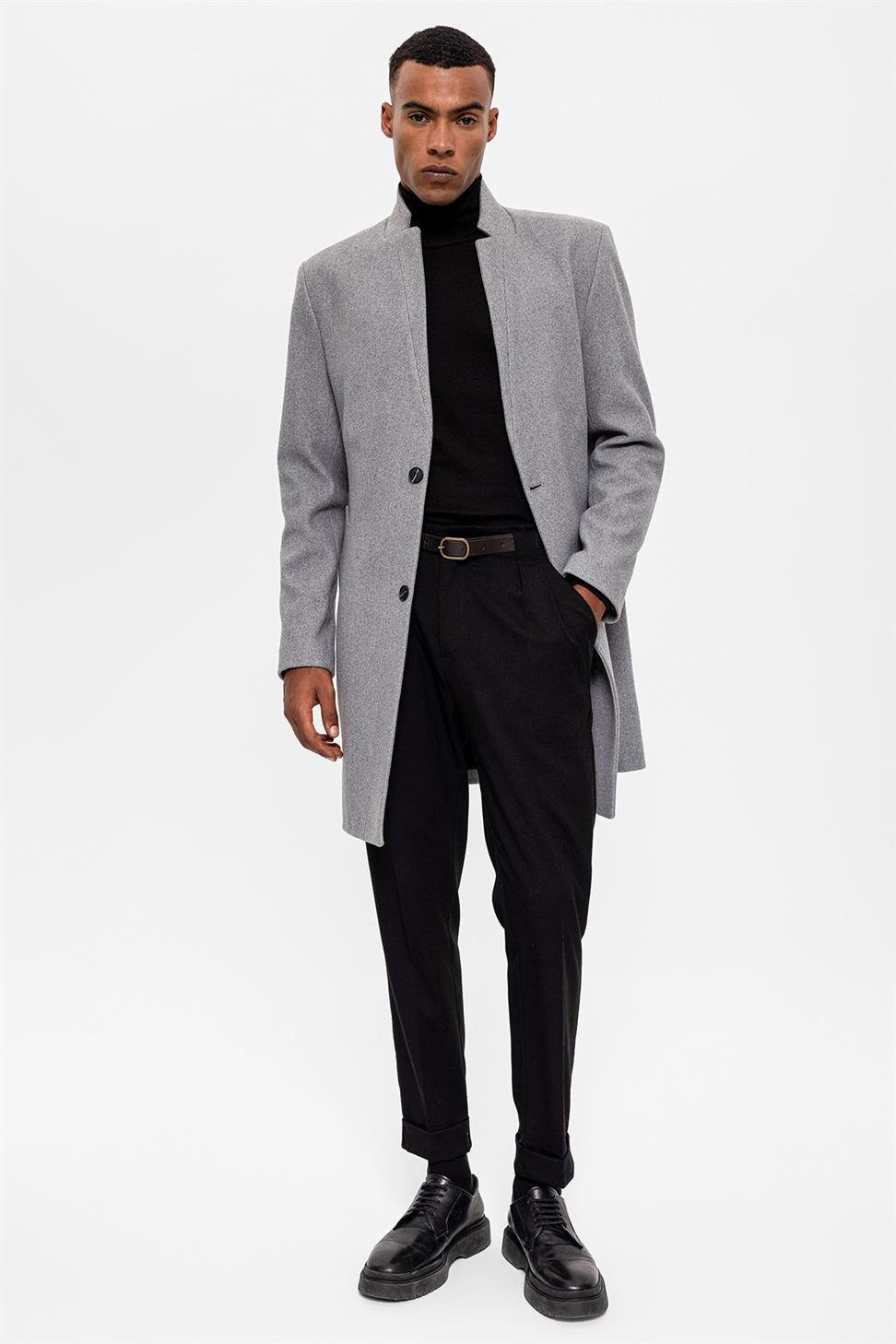 معطف القاضي طوق الرجال