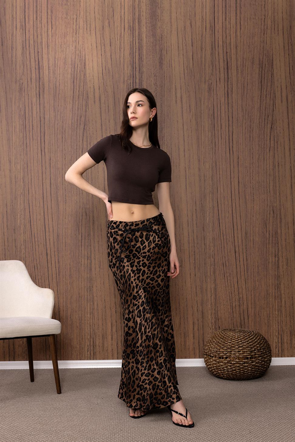 Antioch Kahve Crop Kadın T-Shirt