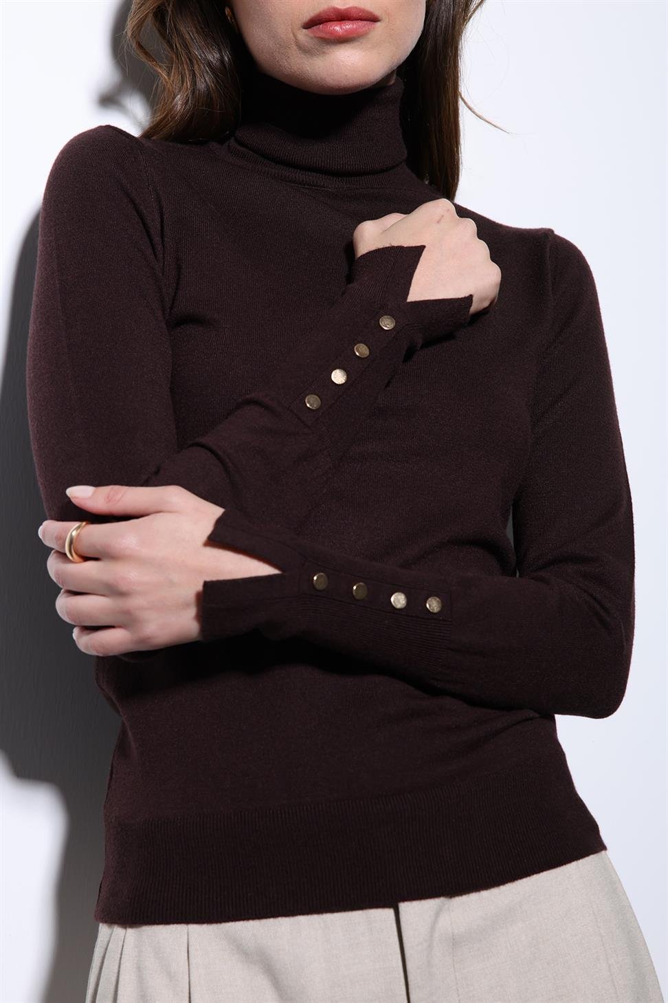 Antioch Kahve Dik Yaka Triko Kazak