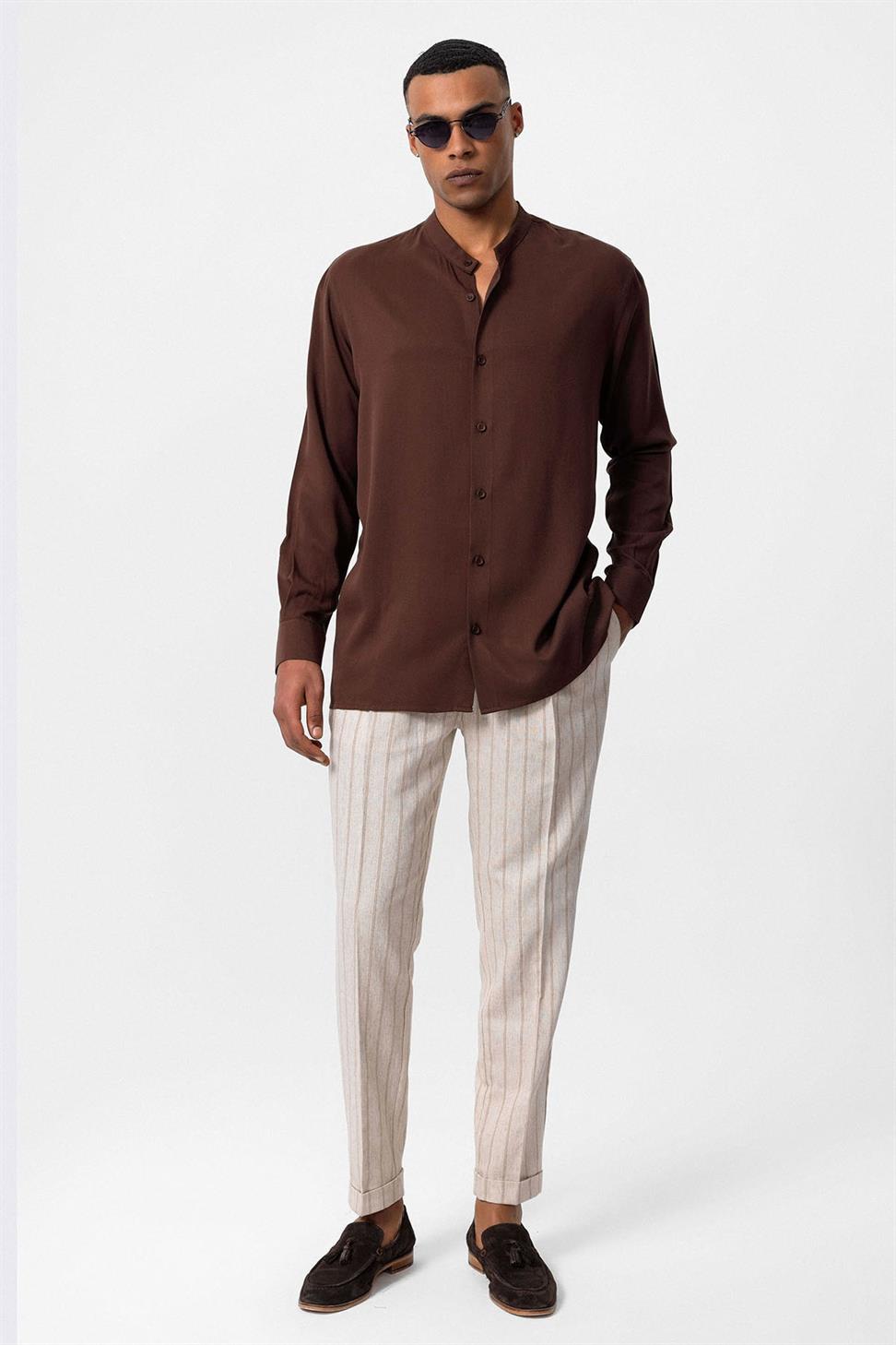 قميص رجالي بياقة القاضي بياقة عادية