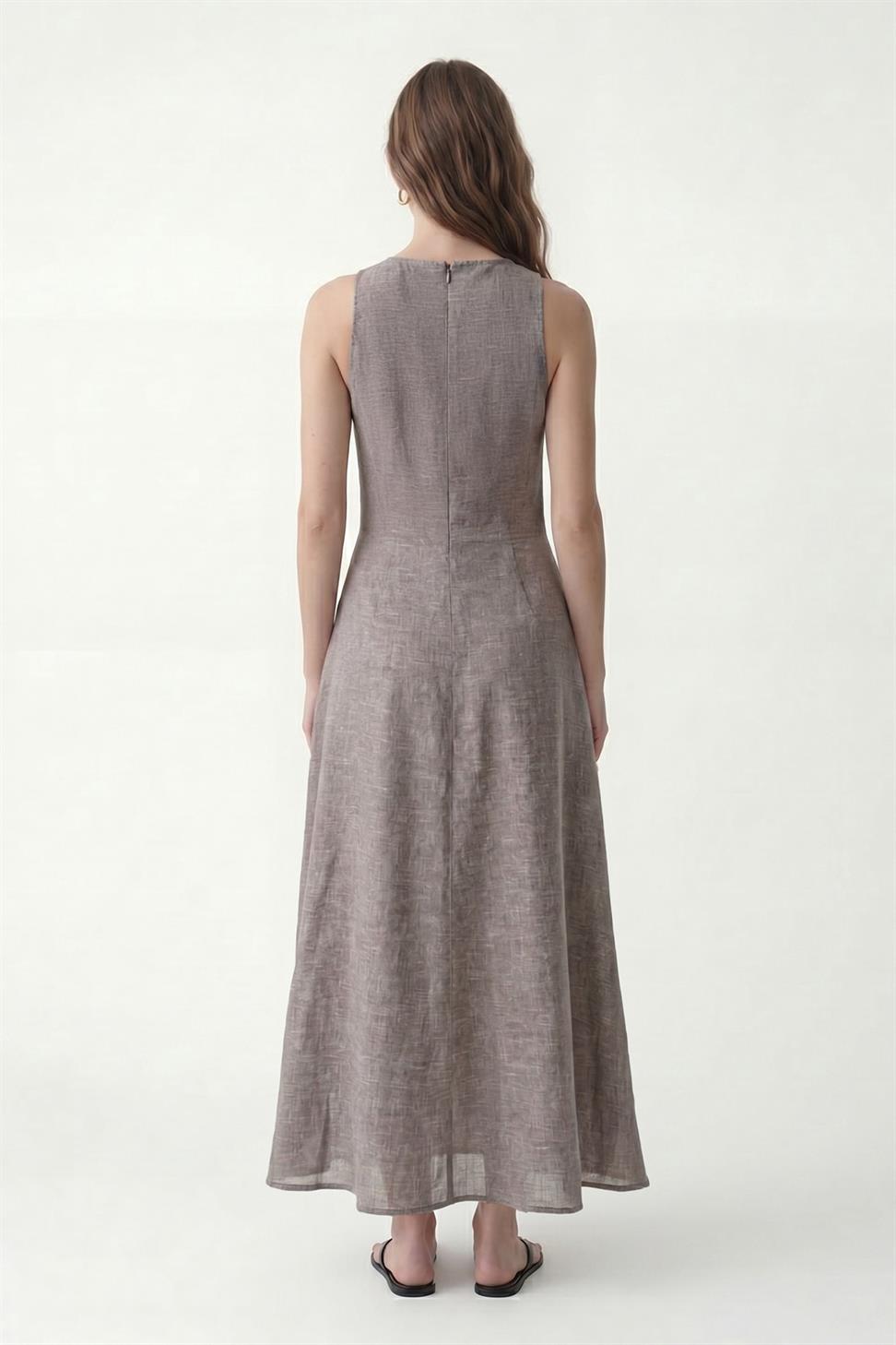 فستان نسائي بنمط الكتان