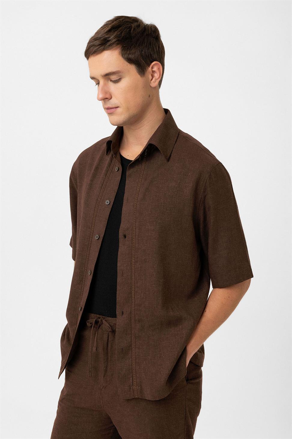 Relaxed Mens Shirt with Linen Blend
