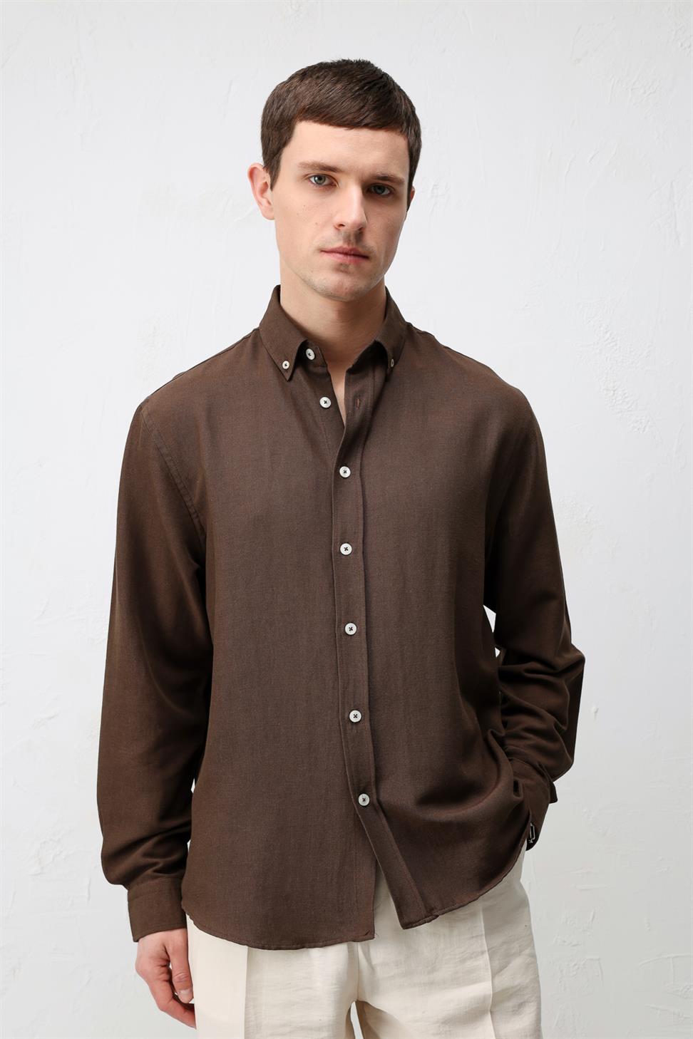 Relaxed Fit Mens Shirt with Linen Blend