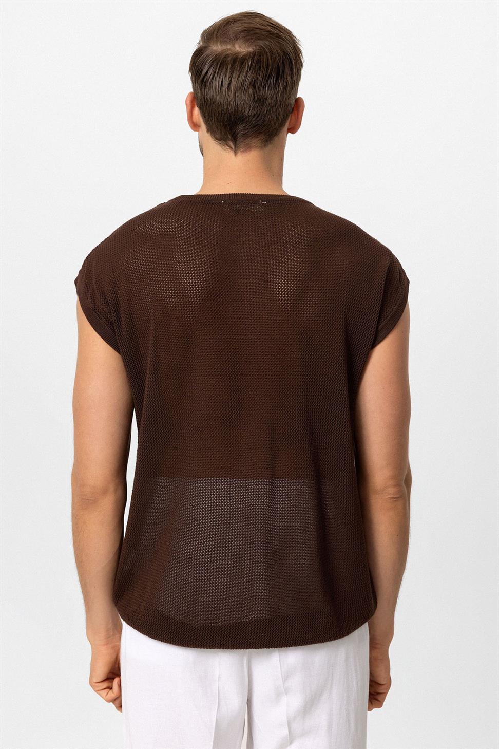 تي شيرت رجالي مخرم بدون أكمام للرجال