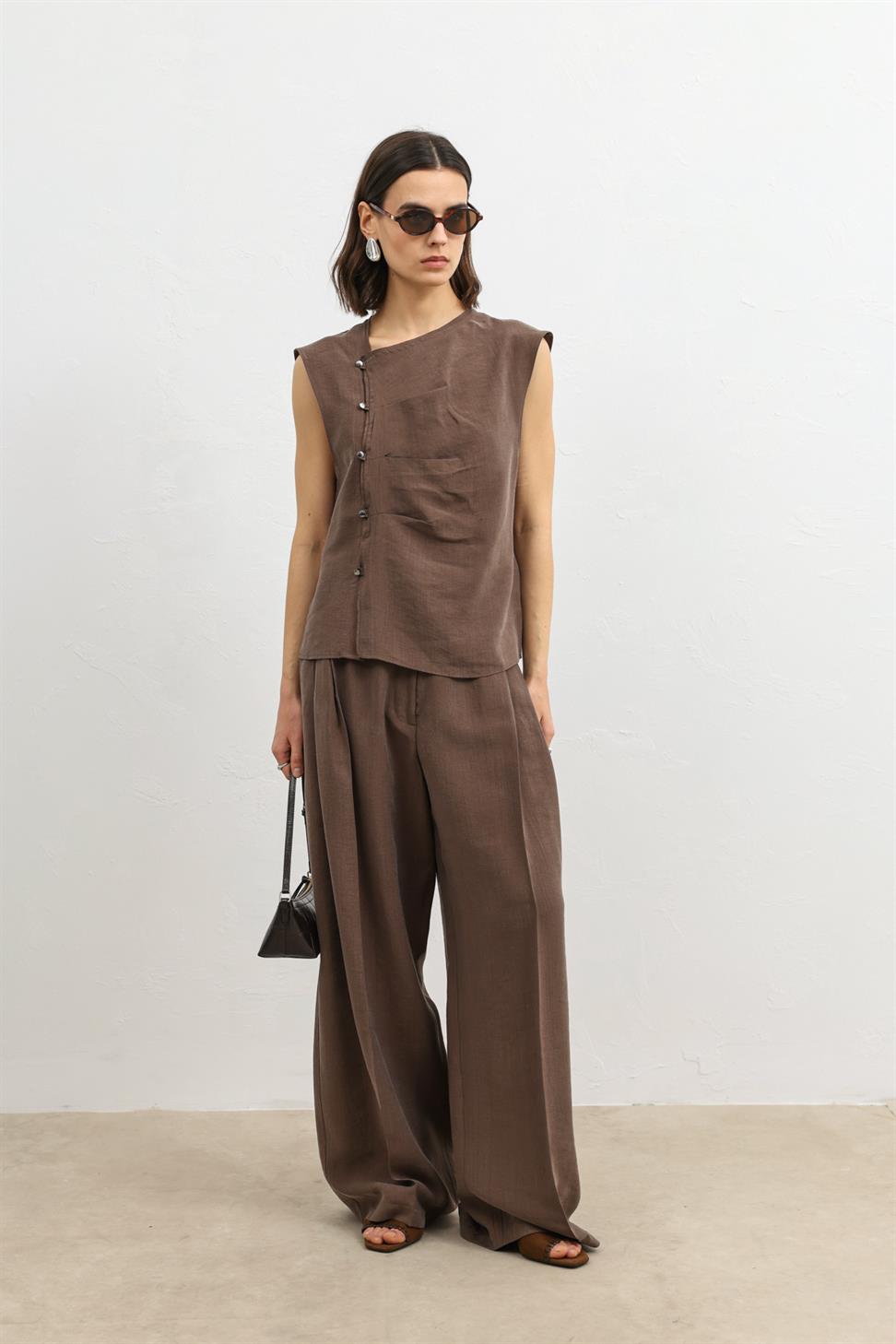 بنطال نسائي واسع الساق من مزيج الليوسيل