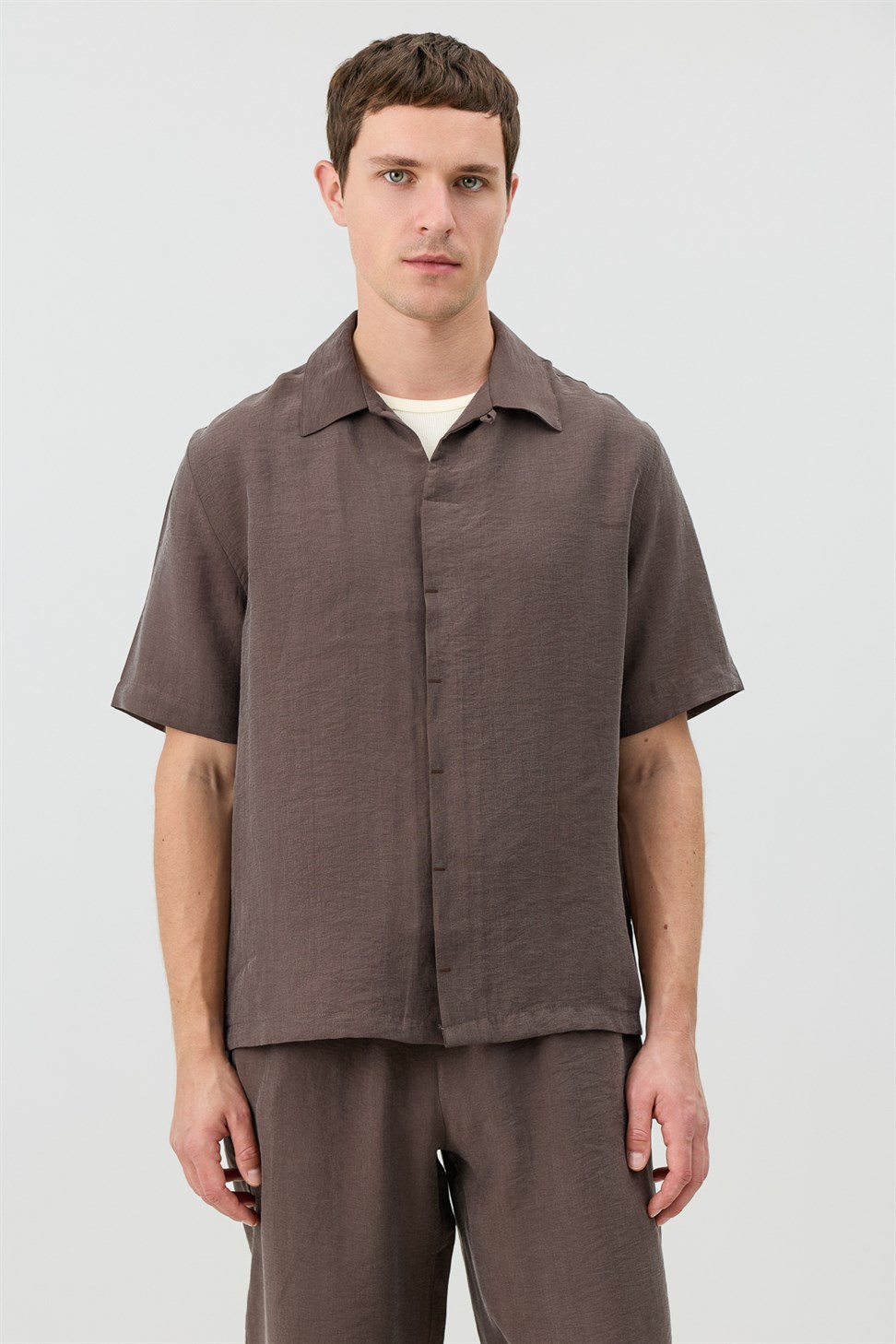 Mens Shirt with Lyocell Blend and Hidden Buttons
