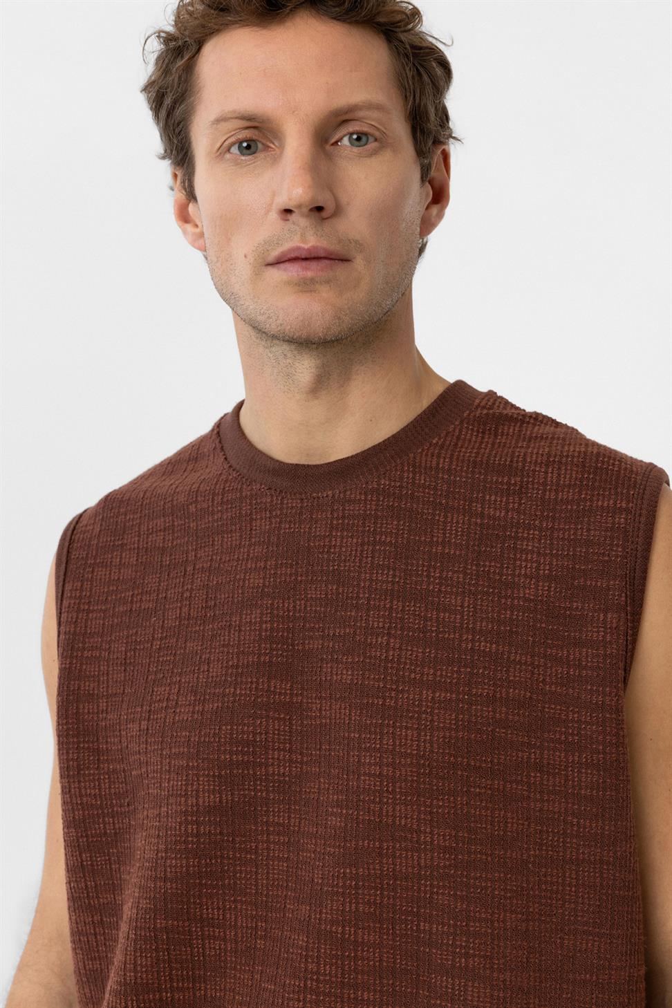 Antioch Kahve Regular Fit Dokulu Erkek Kolsuz T-Shirt