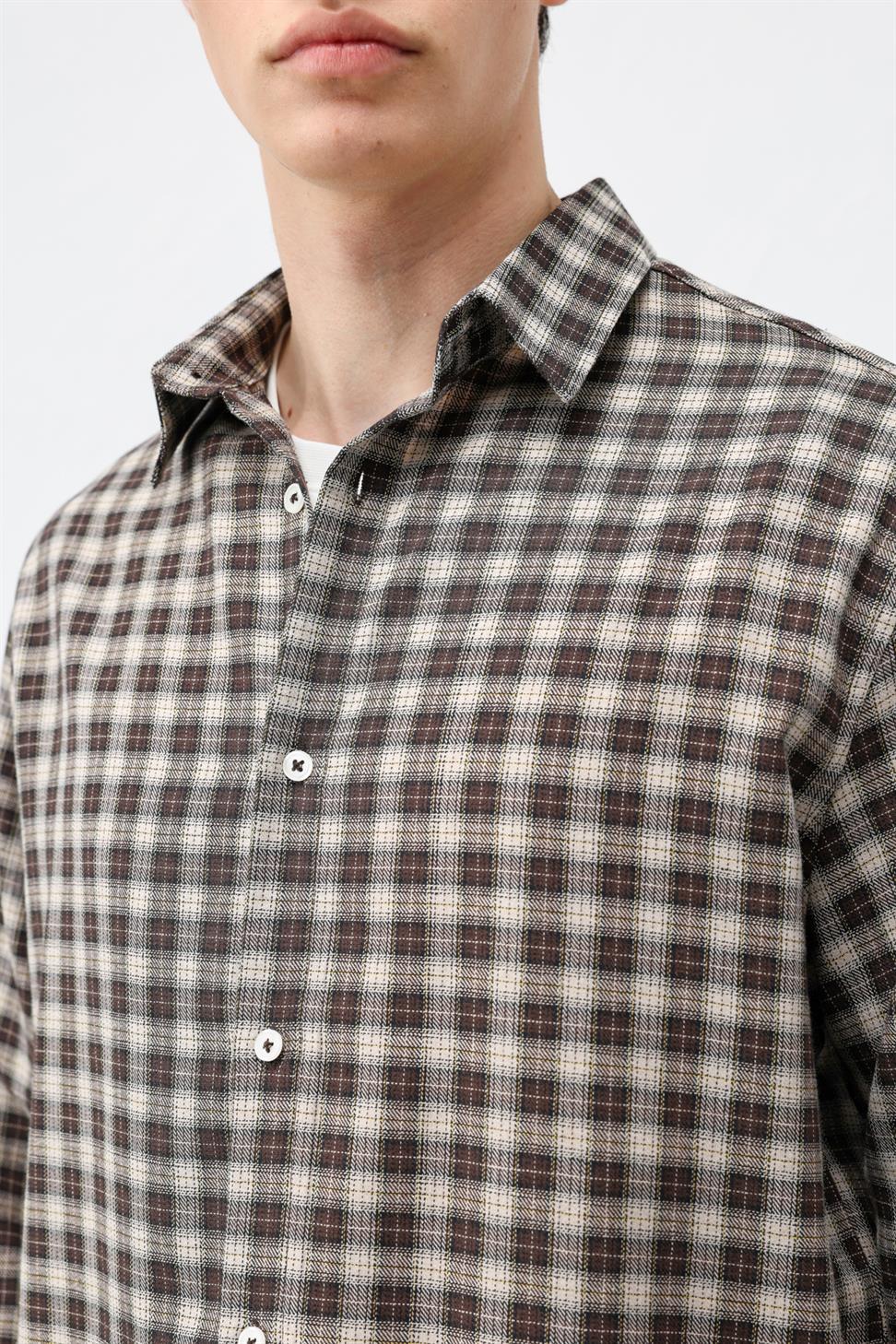 قميص رجالي بنقشة إيكو مريحة