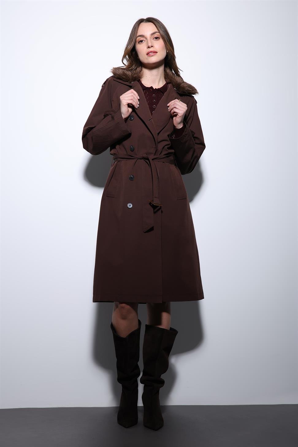 Antioch Kahve Suni Kürklü Yaka Kadın Trençkot