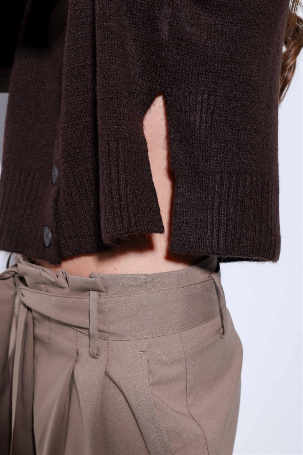 Antioch Kahve Yırtmaçlı Örgü Triko Kadın Kazak