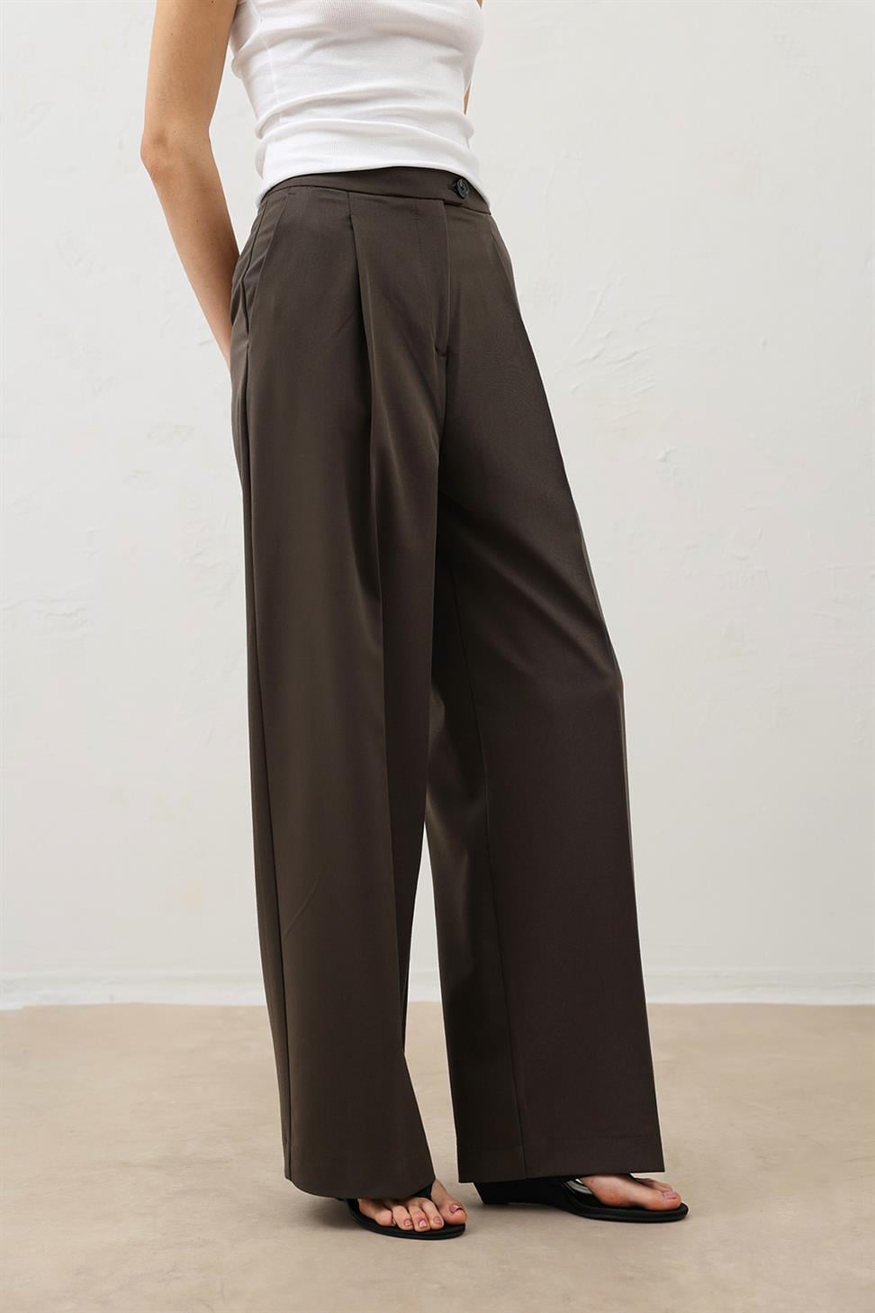 High-Waisted Pleated Womens Pants